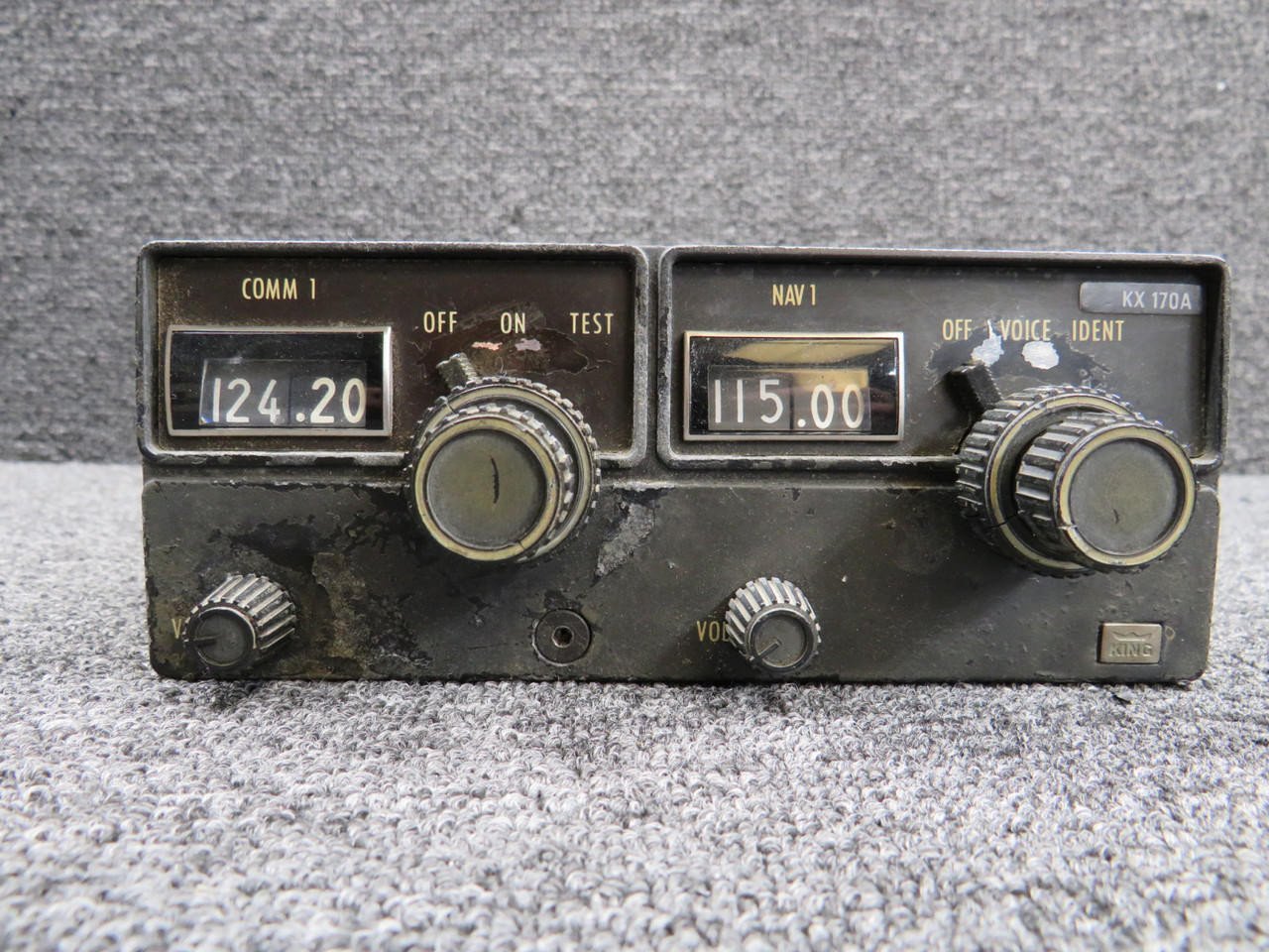 069-1017-00 King Radio KX-170A Nav-Comm Unit with Modifications