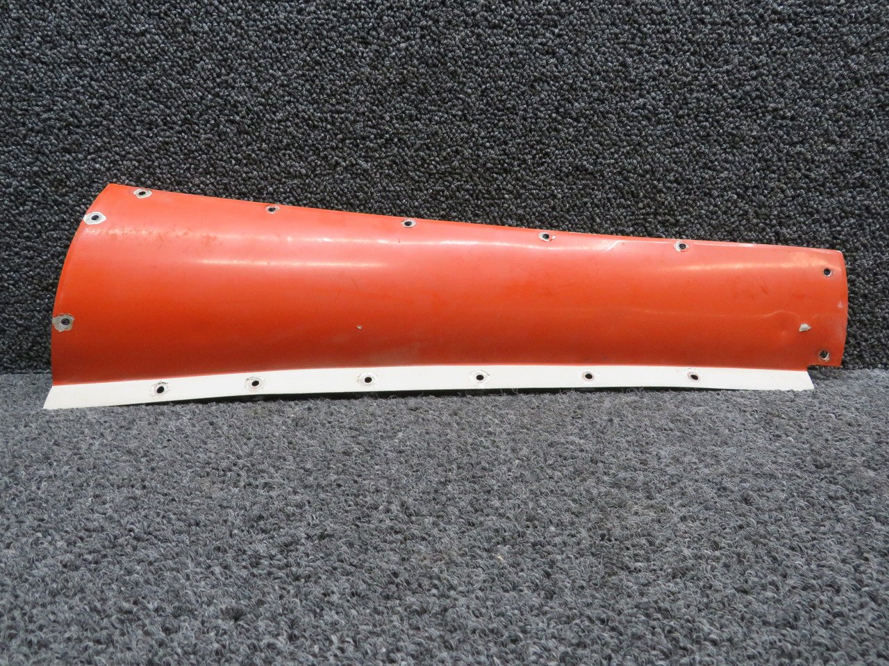 0732615-5 Cessna 182P Fairing Stabilizer Upper LH (Colored)