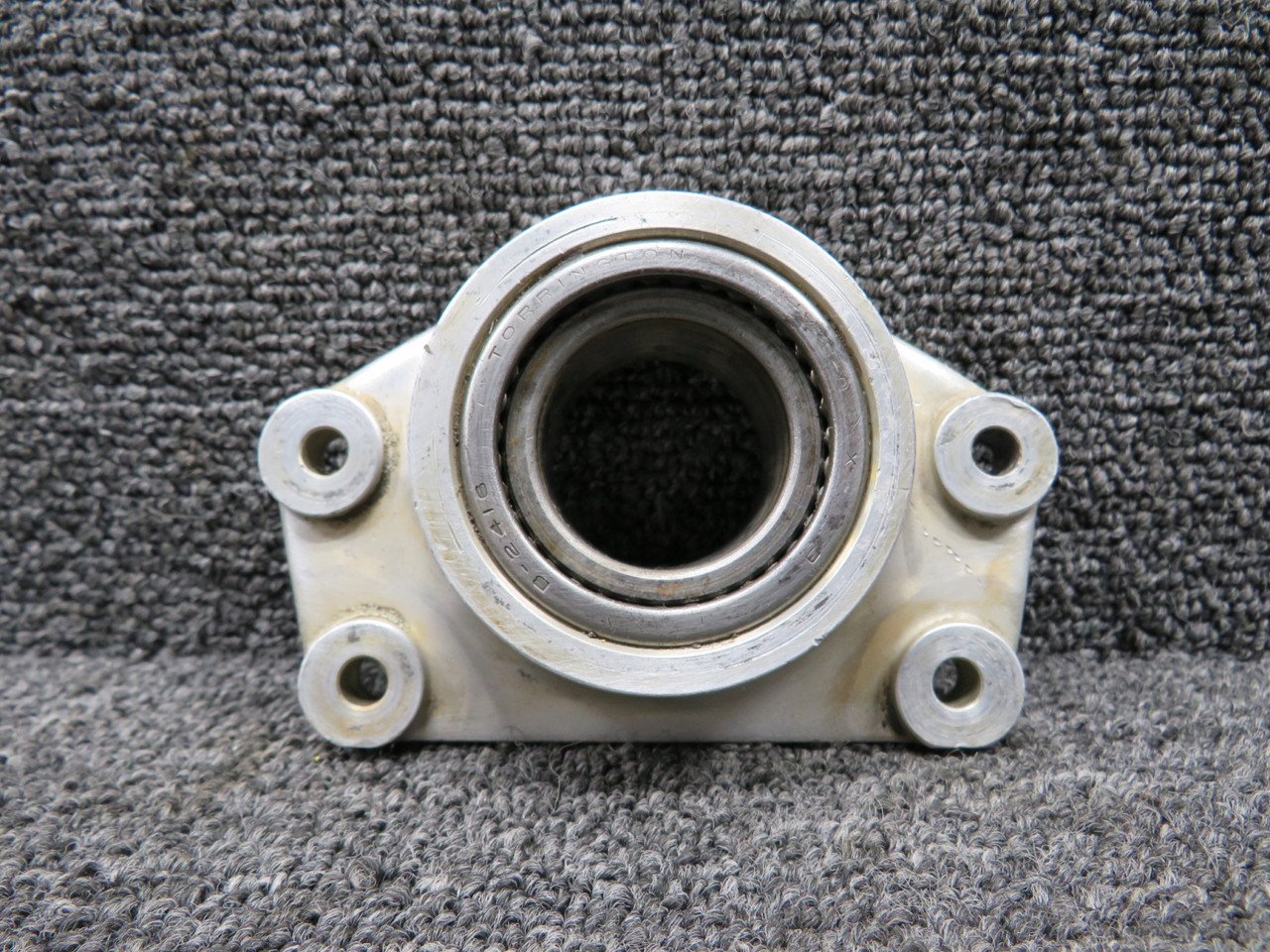 0842007-1 Cessna 310H Nose Gear Shock Strut Retainer Assembly