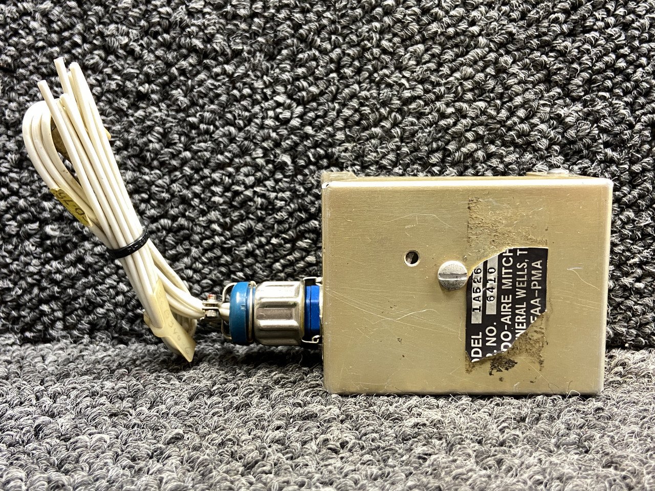 1A526 (Alt: 758-181) Edo-Aire Autopilot Relay Box Assembly