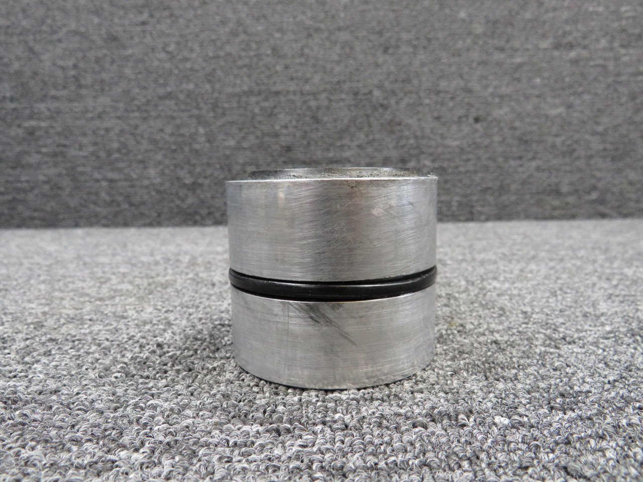 452-596 (Alt: 67755-000) Piper PA34-200T Nose Gear Strut Tube Bearing