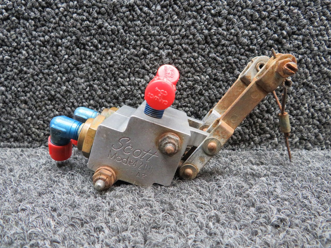 492-031 (Use: 492-060) Piper PA-31P Scott P4200-A2 Parking Valve Assembly