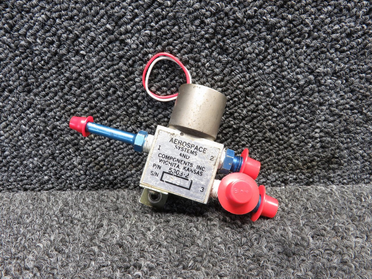 5303-2 (Use: 5303-2A) 4741102-1 Aerospace Solenoid with WesCo Switch