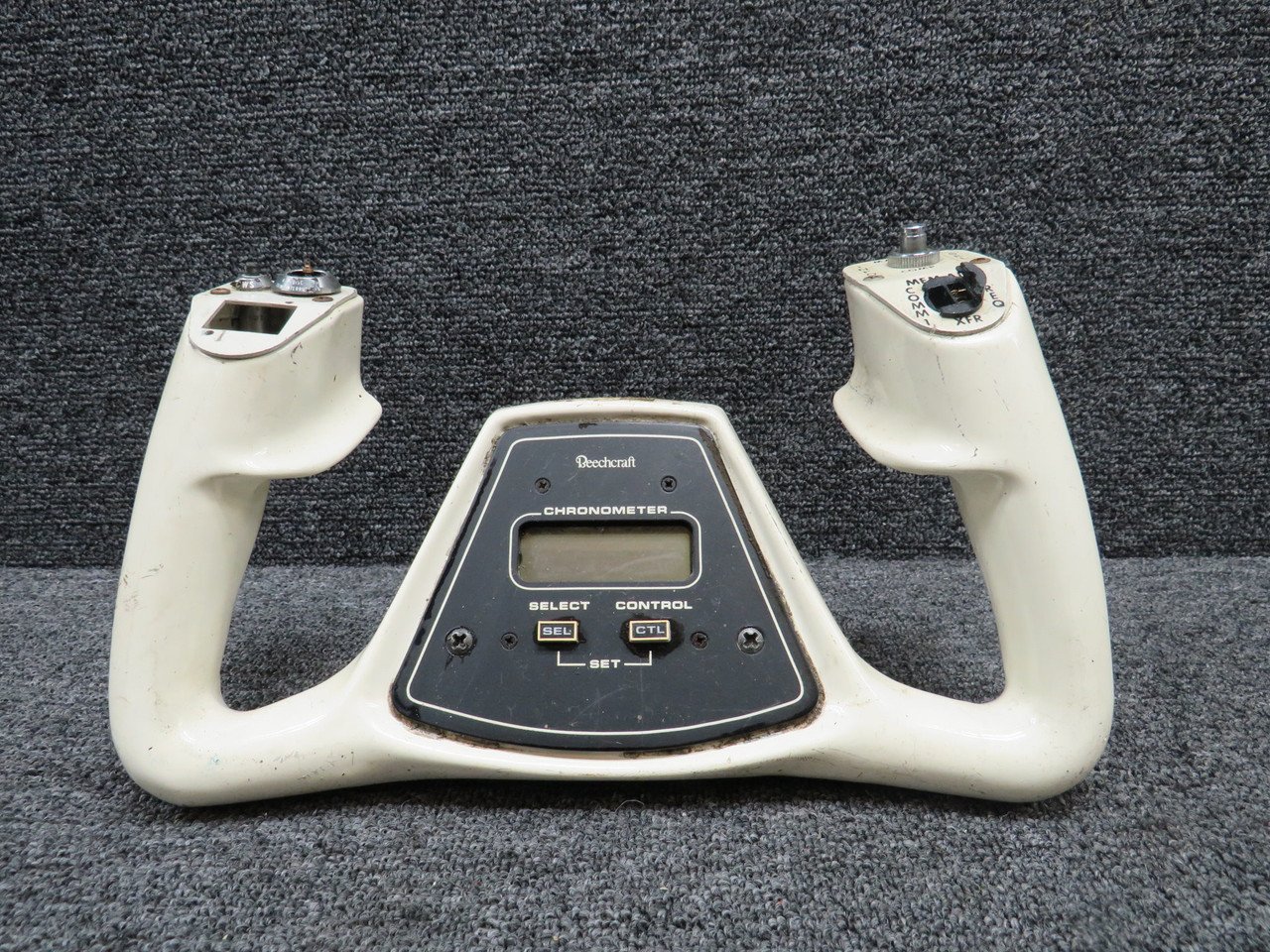 60-524080-3 Beechcraft A36 Pilot Control Yoke (Worn)