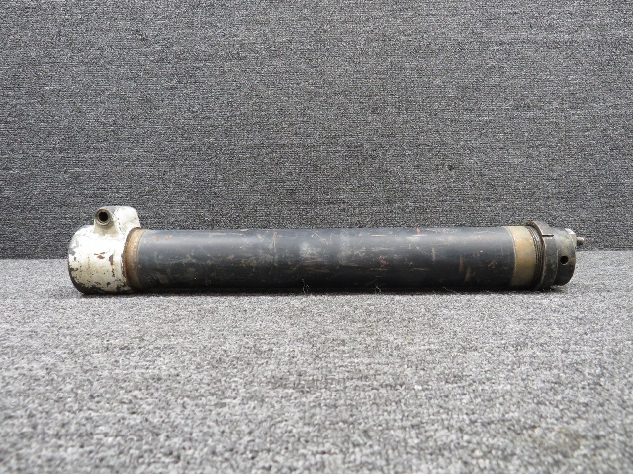 65007-003 (Use: 65007-004) Piper PA28 Nose Gear Strut Outer Upper Tube