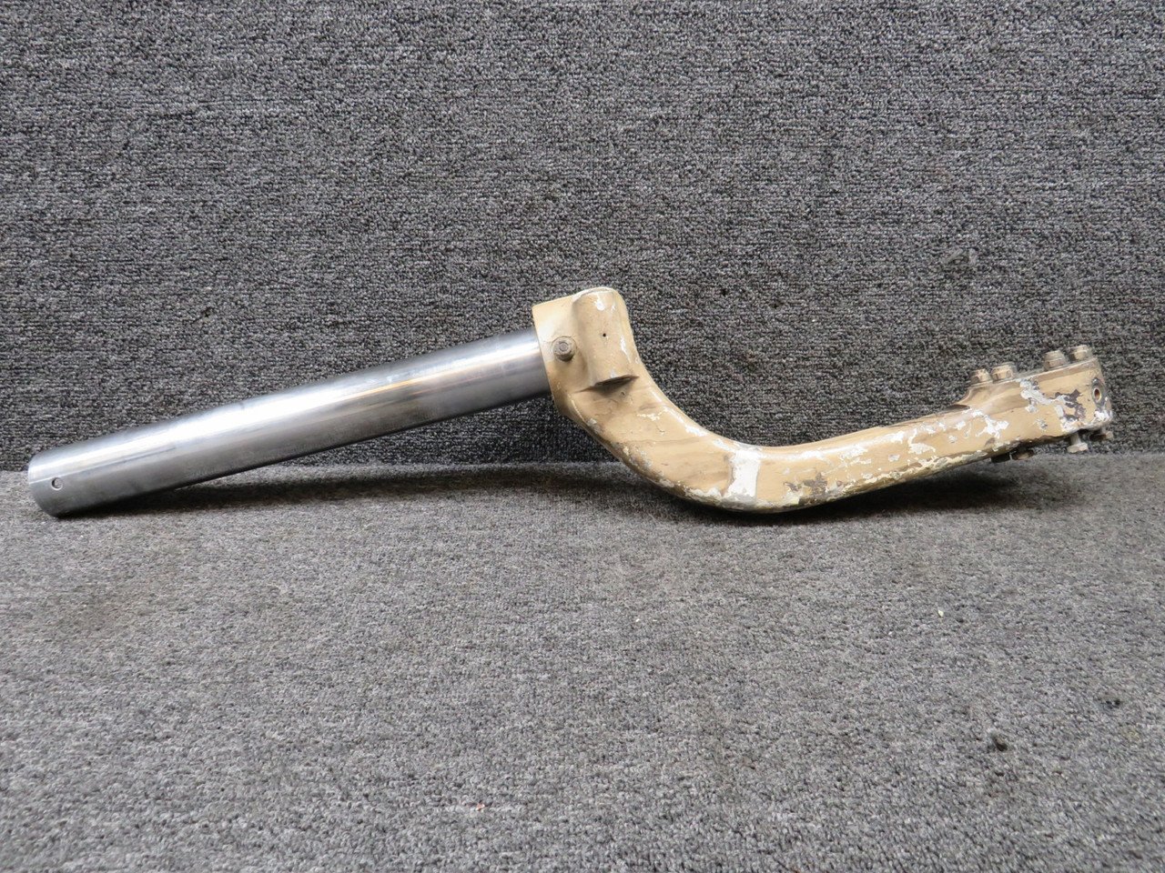 67037-006 Piper PA28R Main Gear Strut Assembly (Minus Bushing) (Worn)