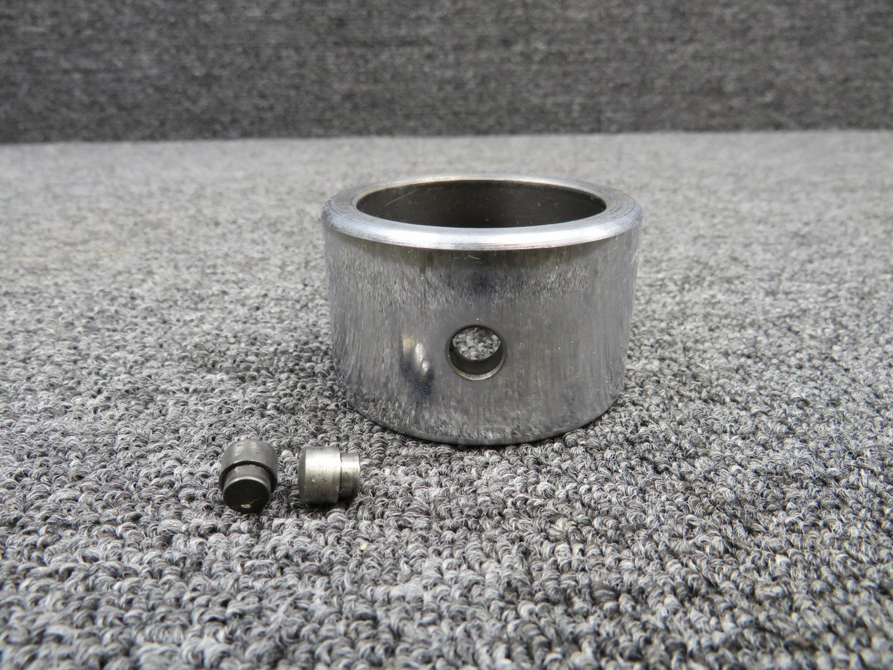 67909-000, 20784-000 Piper Upper Strut Tube Bearing with Pins