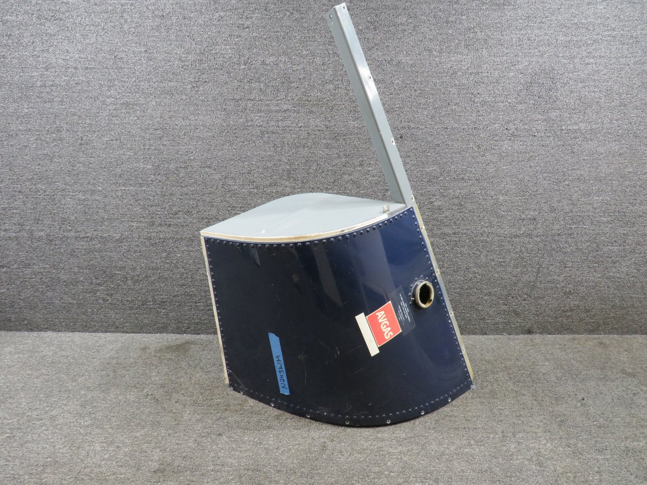 B044-8 Robinson R22 Beta Auxillary Fuel Tank Assembly (Minus Bulkhead)