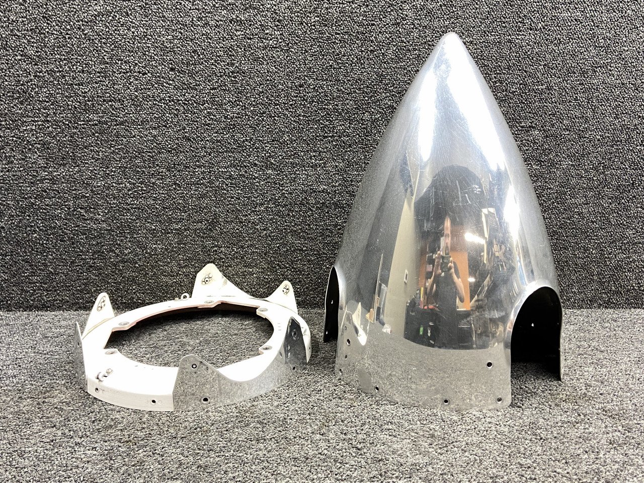 D-6750-1P, D-6753-2P Piper PA46R-350T Three Blade Propeller Spinner w Bulkhead