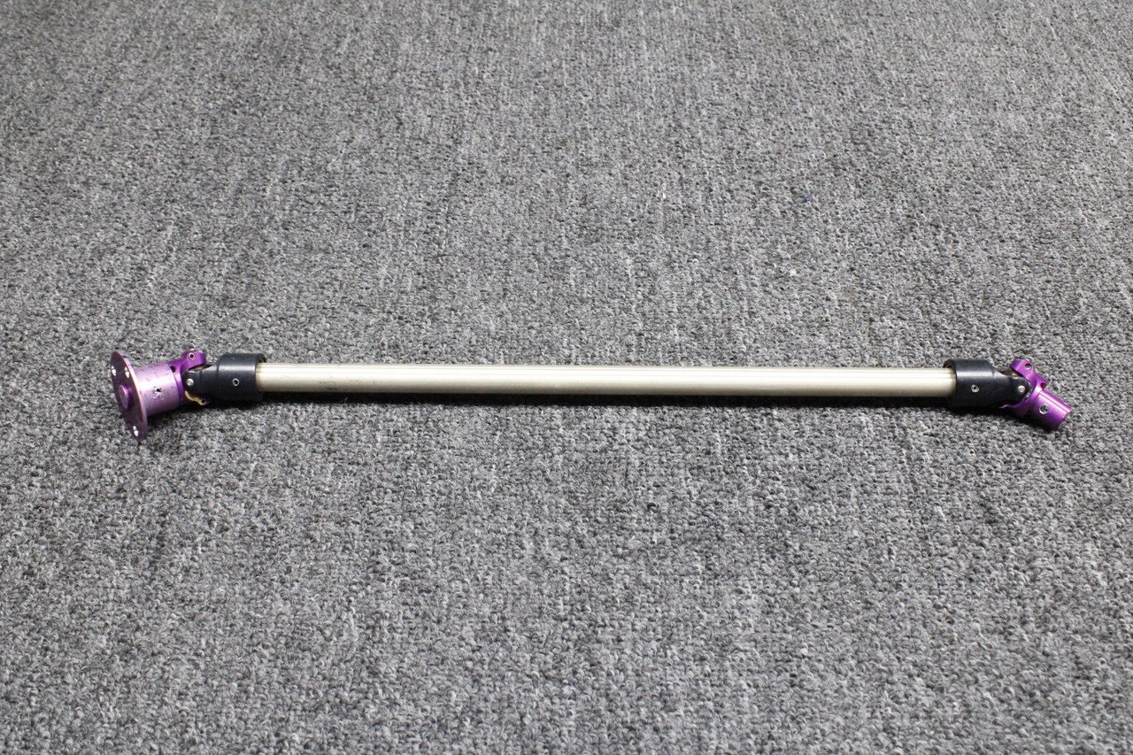 D60-2827-00-72 Diamond DA42-NG Fuel Selector Connect Rod LH w Universal Joints