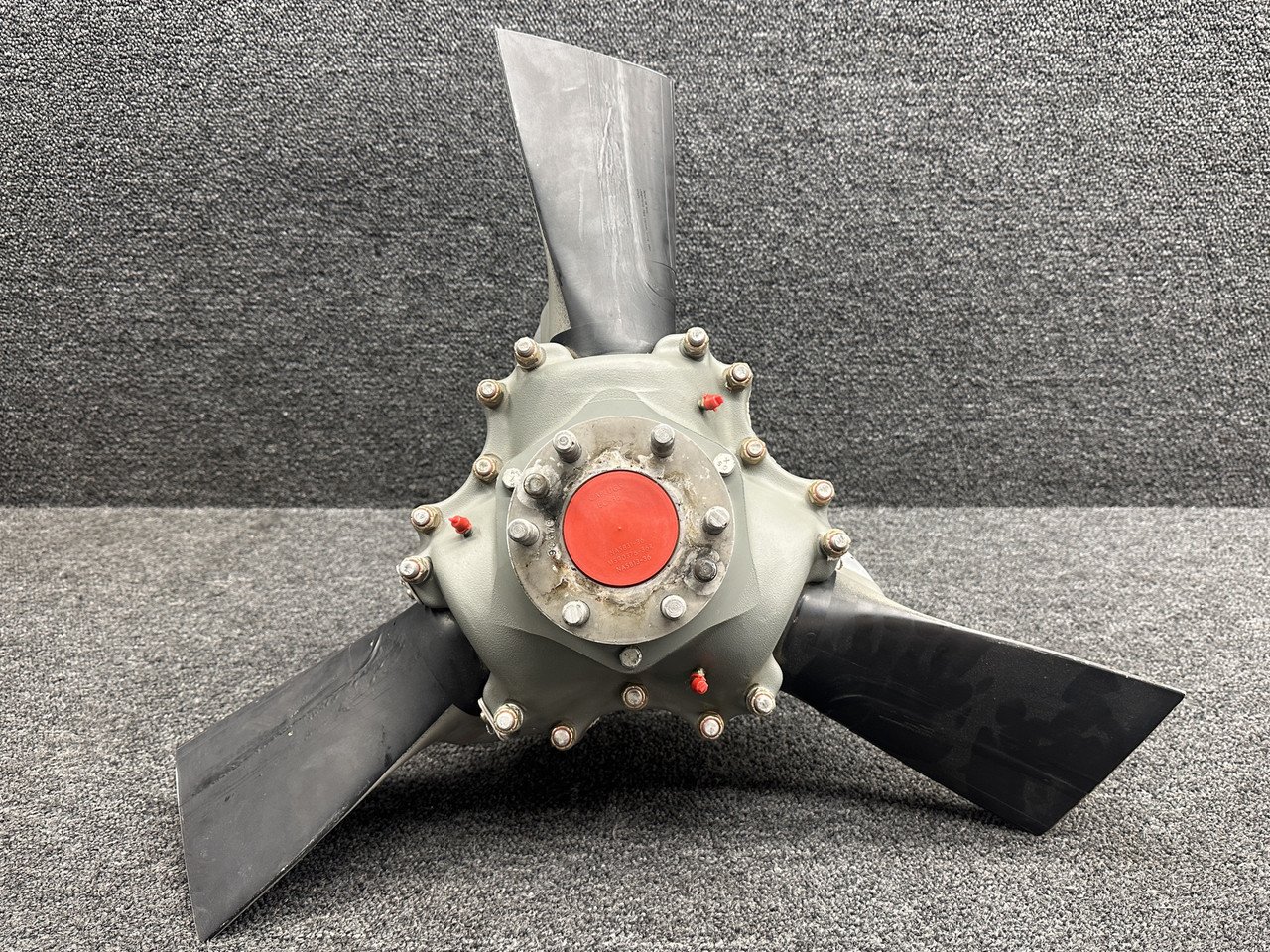 EHC-G3YF-2UF Hartzell 3-Blade Propeller Hub Assy RH w Logs (Prop Struck, Core)
