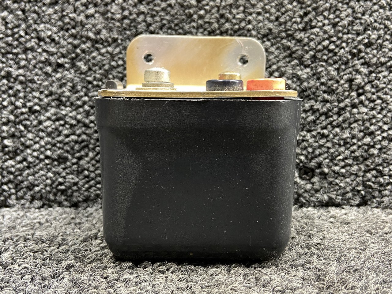 J04A (Alt: 10-382808-24L) Teledyne Continental Starting Vibrator (24V, 3A)